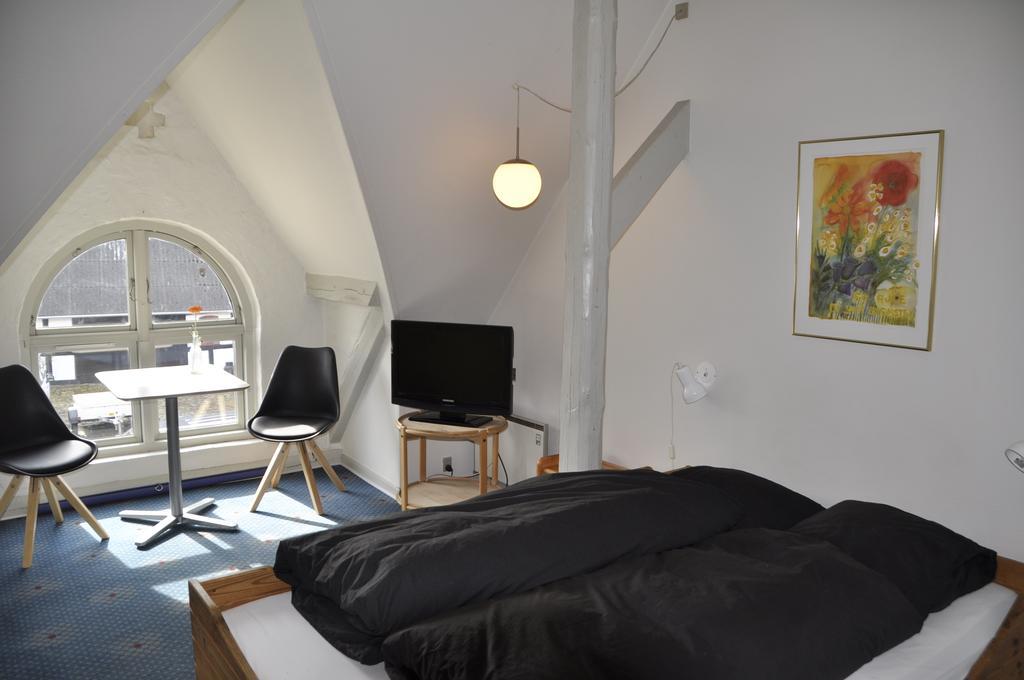 Lundsgaard Bed & Breakfast Faaborg Ngoại thất bức ảnh